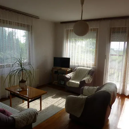 House Elisabeth Balaton 펜션 본보야크바세기